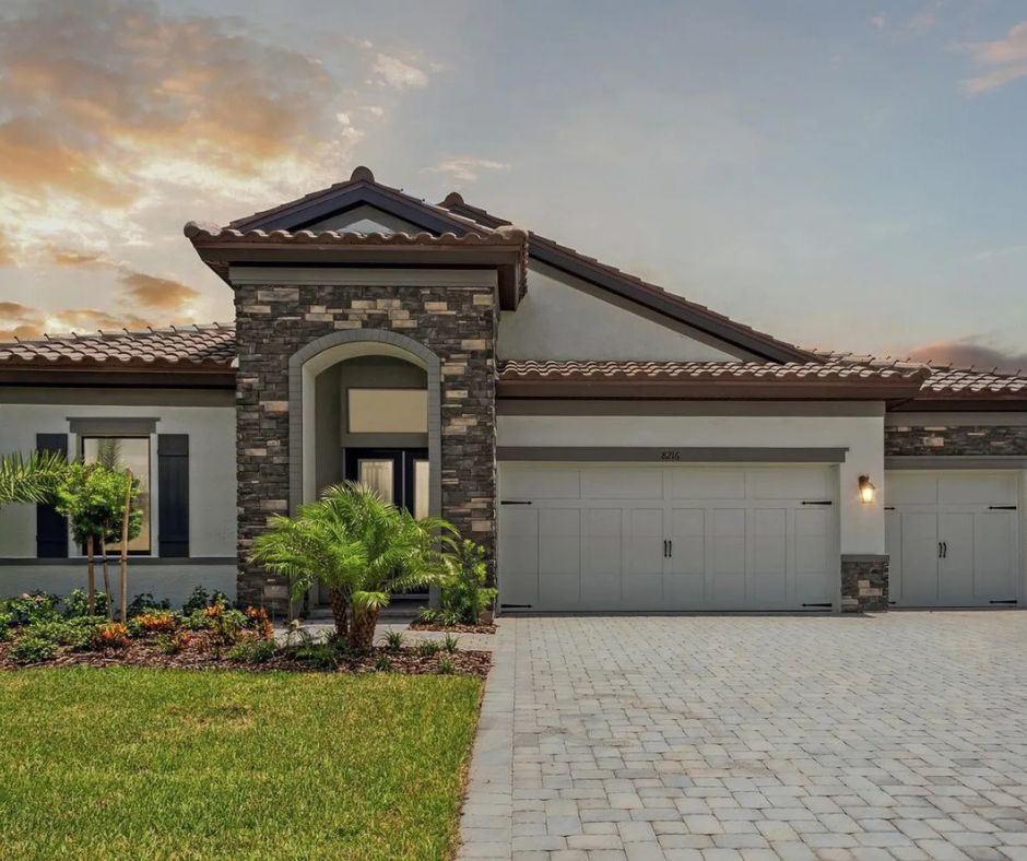 A home in Crosswind ranch, tile roof 