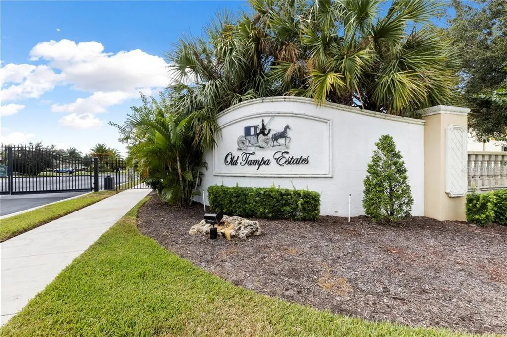 Old Tampa Estate Sign